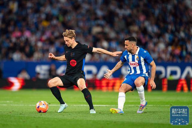 西甲｜巴塞罗那提前夺冠