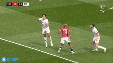 半场-曼联1-1佛罗伦萨 塞斯科亮相戈森斯乌龙球德赫亚献神扑