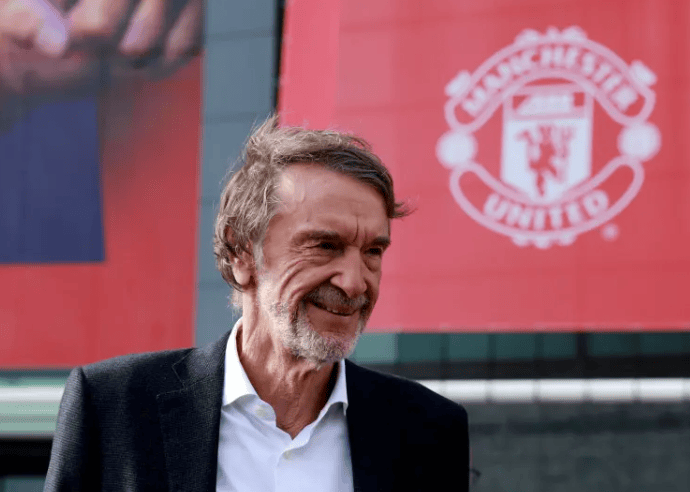 冲上热搜！神秘土豪求购曼联，放话投入重金，曼城嗅到不安